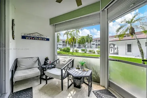 400 SE 10th Street Deerfield Beach FL 33441