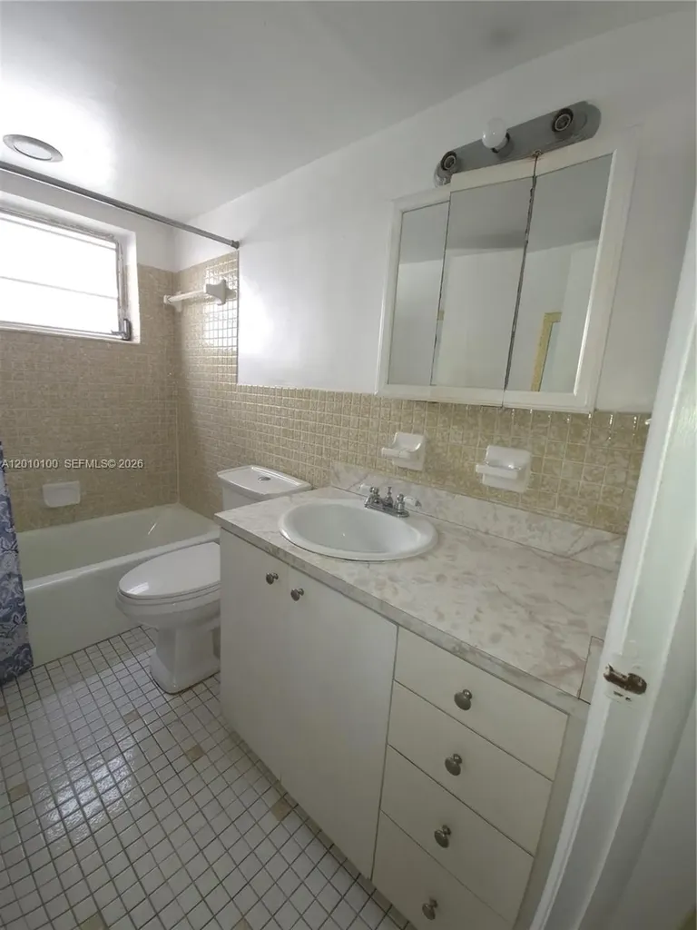 1826 Cleveland Street Hollywood FL 33020