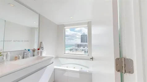 5025 Collins Avenue Miami Beach FL 33140
