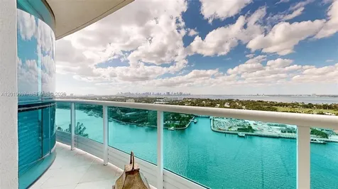 5025 Collins Avenue Miami Beach FL 33140