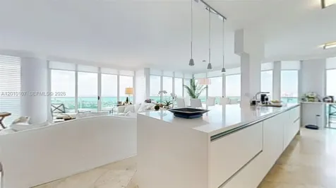 5025 Collins Avenue Miami Beach FL 33140
