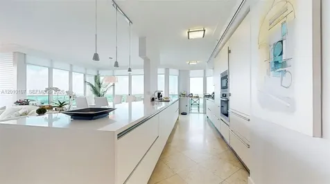5025 Collins Avenue Miami Beach FL 33140