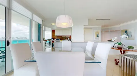 5025 Collins Avenue Miami Beach FL 33140