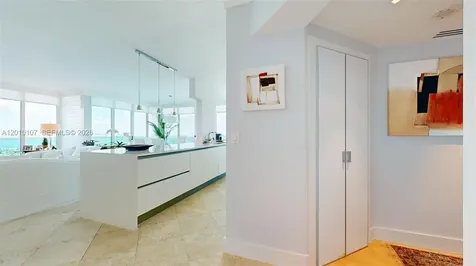 5025 Collins Avenue Miami Beach FL 33140