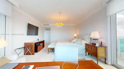 5025 Collins Avenue Miami Beach FL 33140
