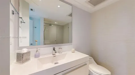 5025 Collins Avenue Miami Beach FL 33140