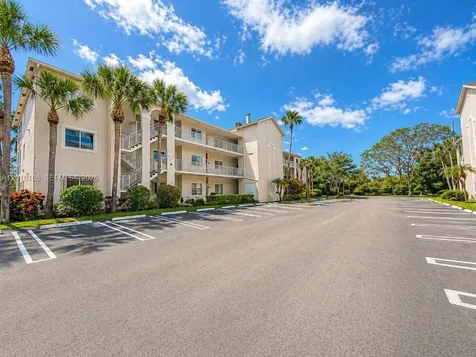 5016 Rose Hill Drive Boynton Beach FL 33437