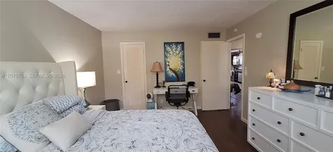 Lauderdale Lakes FL 33313