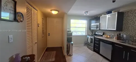 Lauderdale Lakes FL 33313