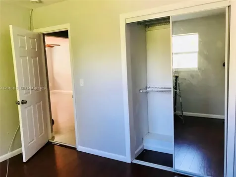 944 NW 51st Street Miami FL 33127