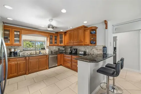 74049 Overseas Islamorada FL 33036
