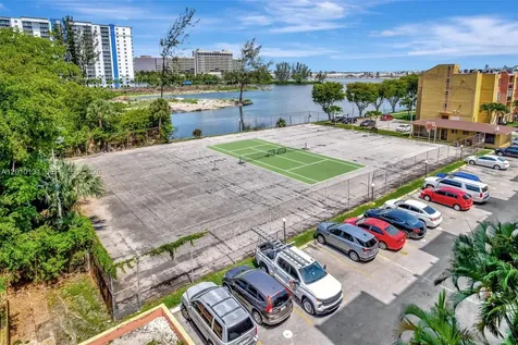 4801 NW 7th Street Miami FL 33126