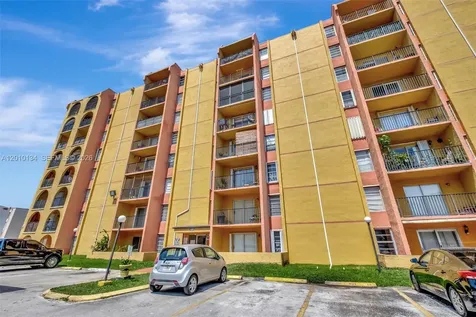 4801 NW 7th Street Miami FL 33126