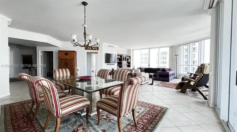 21150 Point Place Aventura FL 33180