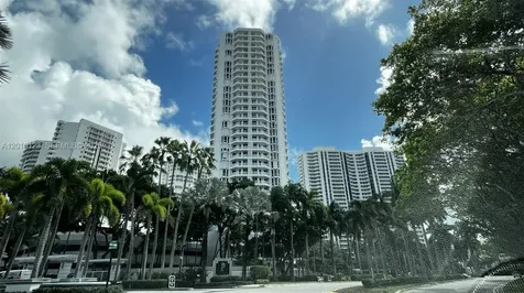 21150 Point Place Aventura FL 33180