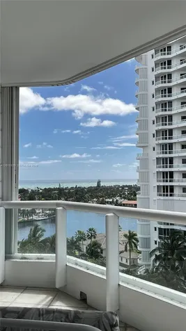 21150 Point Place Aventura FL 33180