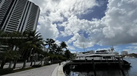 21150 Point Place Aventura FL 33180