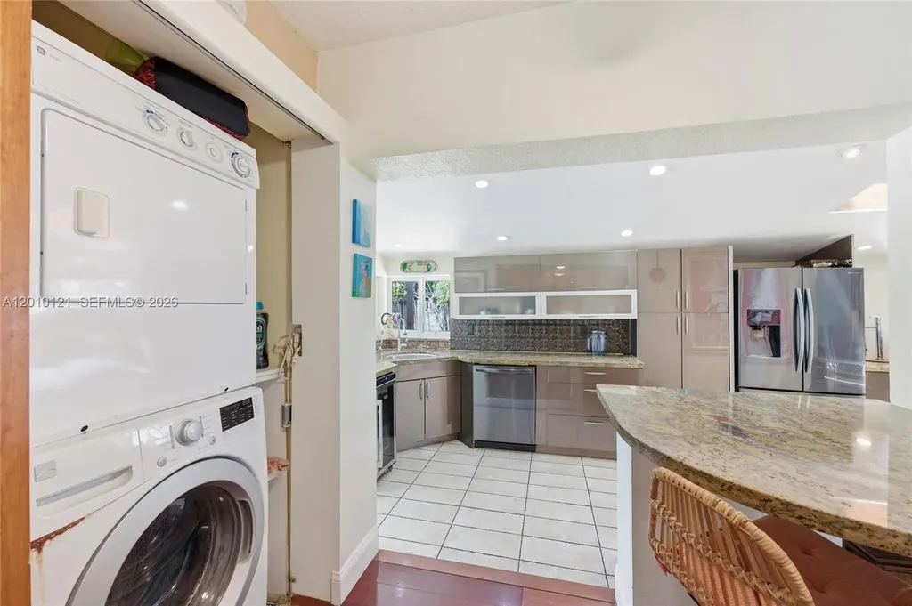 1118 NW 16th Street Fort Lauderdale FL 33311