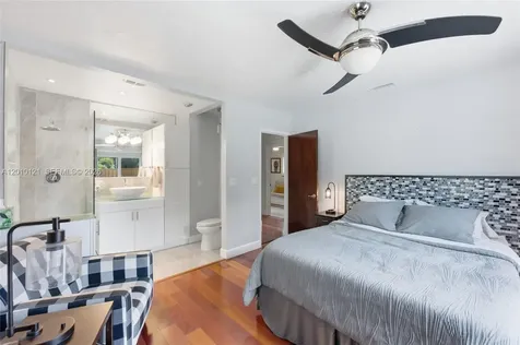 1118 NW 16th Street Fort Lauderdale FL 33311