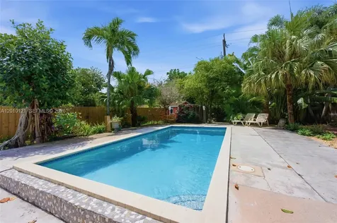 1118 NW 16th Street Fort Lauderdale FL 33311