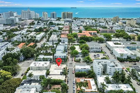 717 Espanola Way Miami Beach FL 33139