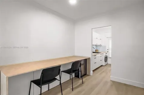 717 Espanola Way Miami Beach FL 33139