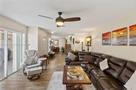 11004 Neptune Drive Cooper City FL 33026