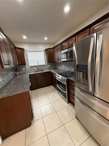 1619 Shenandoah Street Hollywood FL 33020