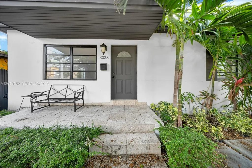 3033 Hibiscus Street Miami FL 33133