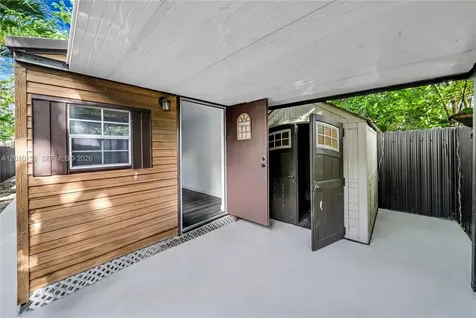 3033 Hibiscus Street Miami FL 33133
