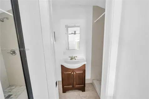 3033 Hibiscus Street Miami FL 33133