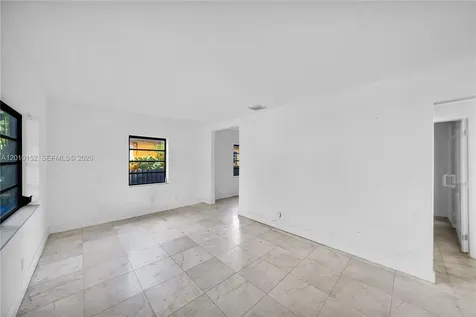 3033 Hibiscus Street Miami FL 33133