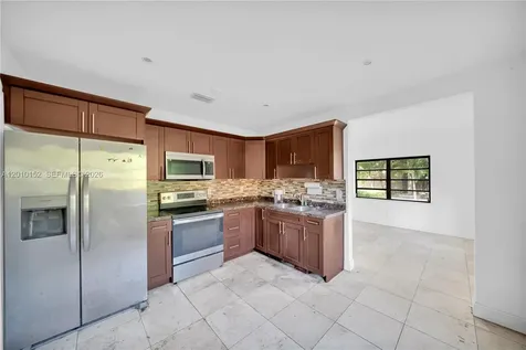 3033 Hibiscus Street Miami FL 33133