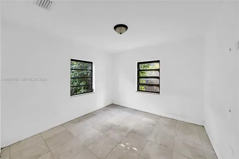 3033 Hibiscus Street Miami FL 33133