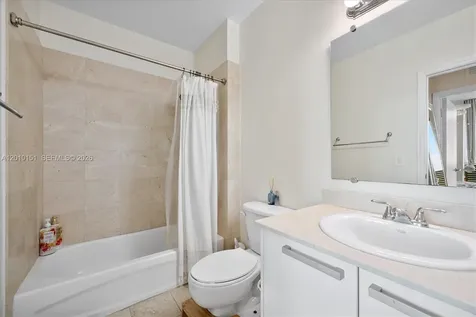 2525 SW 3rd Avenue Miami FL 33129