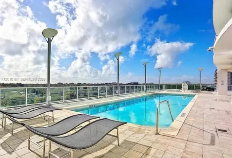 2525 SW 3rd Avenue Miami FL 33129