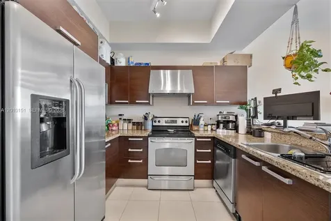2525 SW 3rd Avenue Miami FL 33129