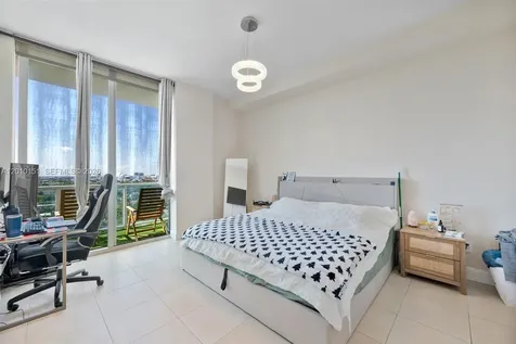 2525 SW 3rd Avenue Miami FL 33129