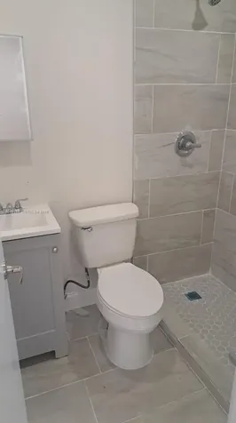 2457 NW 35th Street Miami FL 33142