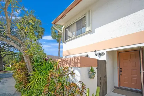 4250 SW 70th Terrace Davie FL 33314
