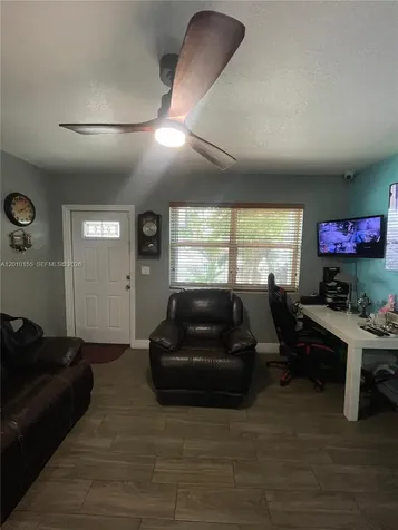 2144 NW 85th Street Miami FL 33147
