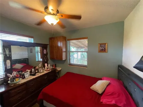 2144 NW 85th Street Miami FL 33147