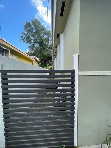 2144 NW 85th Street Miami FL 33147