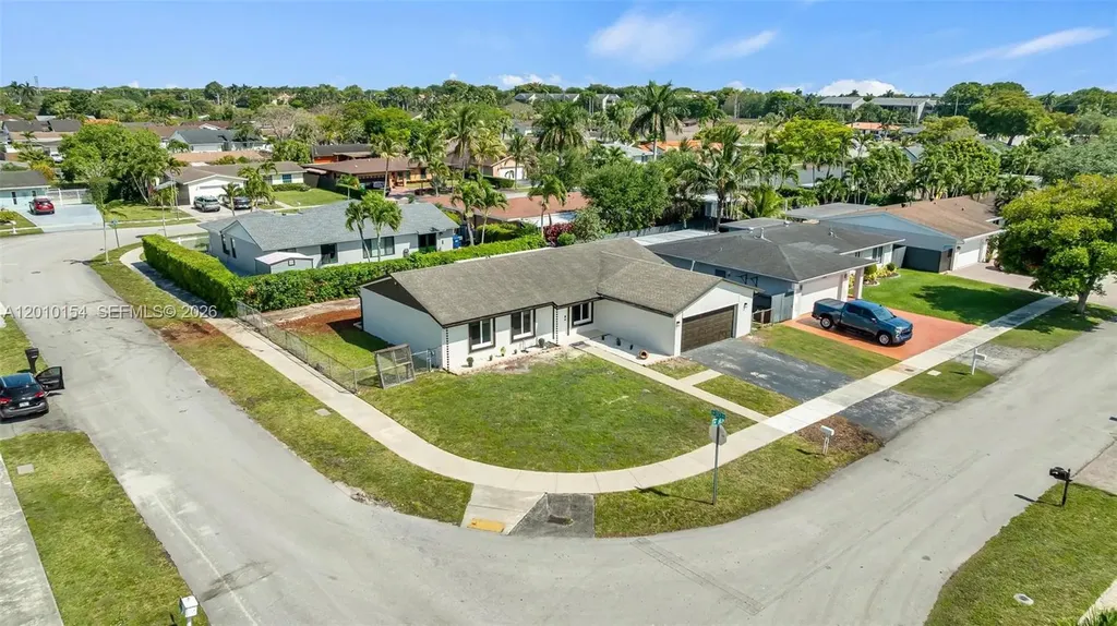 13231 SW 86th Street Miami FL 33183