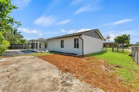 13231 SW 86th Street Miami FL 33183