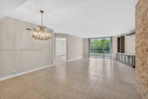 3500 Mystic Pointe Drive Aventura FL 33180