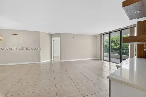 3500 Mystic Pointe Drive Aventura FL 33180