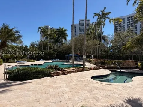 3500 Mystic Pointe Drive Aventura FL 33180