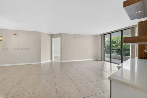 3500 Mystic Pointe Drive Aventura FL 33180