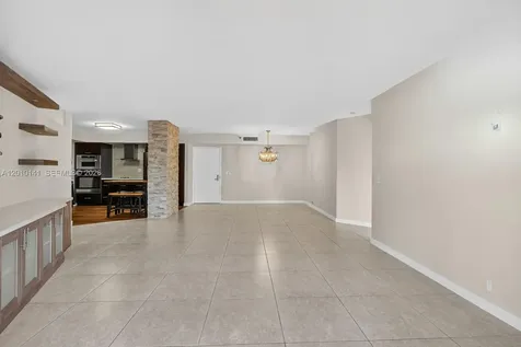 3500 Mystic Pointe Drive Aventura FL 33180